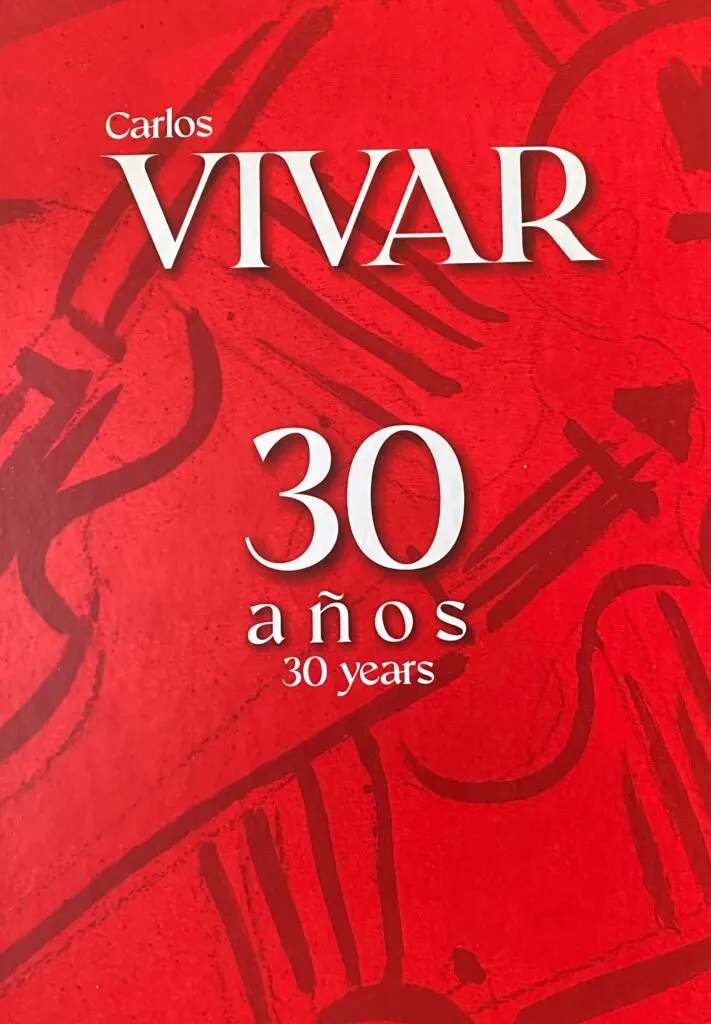 Descubre la obra de Carlos Vivar en su nuevo libro: 30 años de arte autodidacta