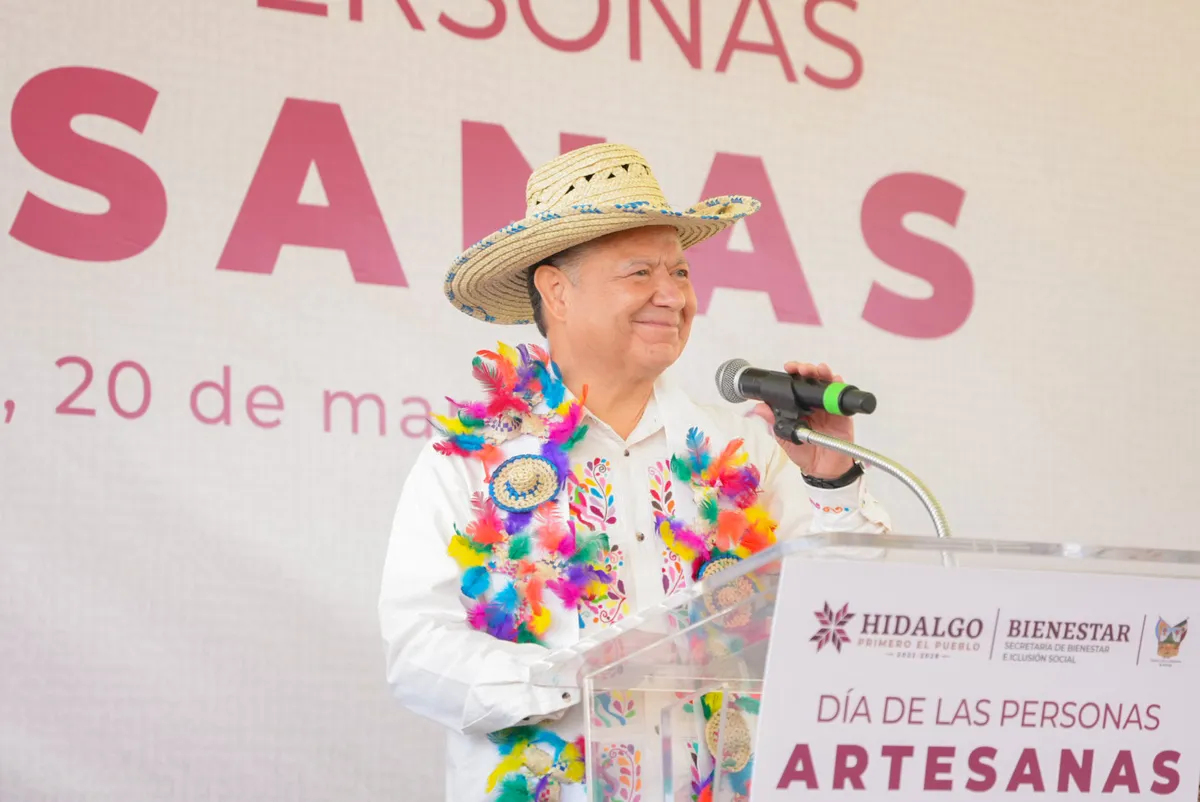 Artesanos de Hidalgo tendrán punto de venta gratuito en nuevas torres del gobierno: Julio Menchaca