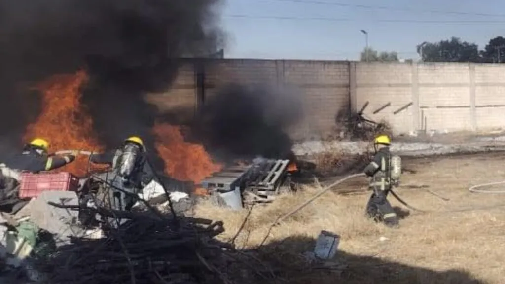 Incendio cerca de este bulevar en Hidalgo: ¿qué ocurre?