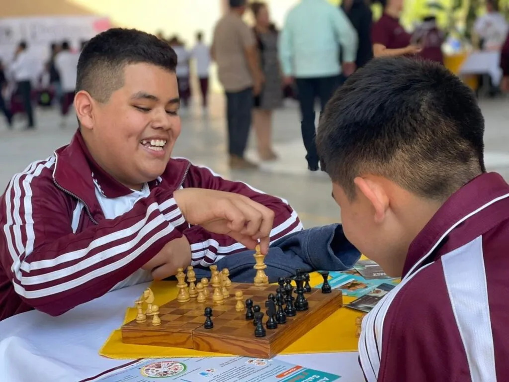 Más de 21 mil estudiantes y familias participaron en Ferias para la Convivencia Escolar