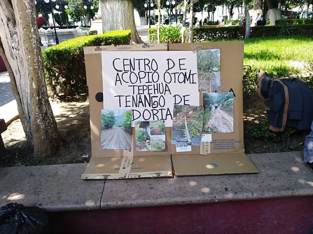 “Sirvo más aquí”: Francisca, habitante de El Dequeña, lidera ayuda desde Tulancingo