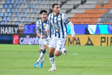 Tuzos y Gallos dividen puntos con homenaje al “Burrito” Hernández