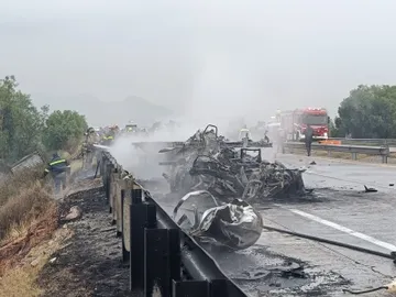 Autopista Arco Norte: choque de tráileres  provoca cierre carretero