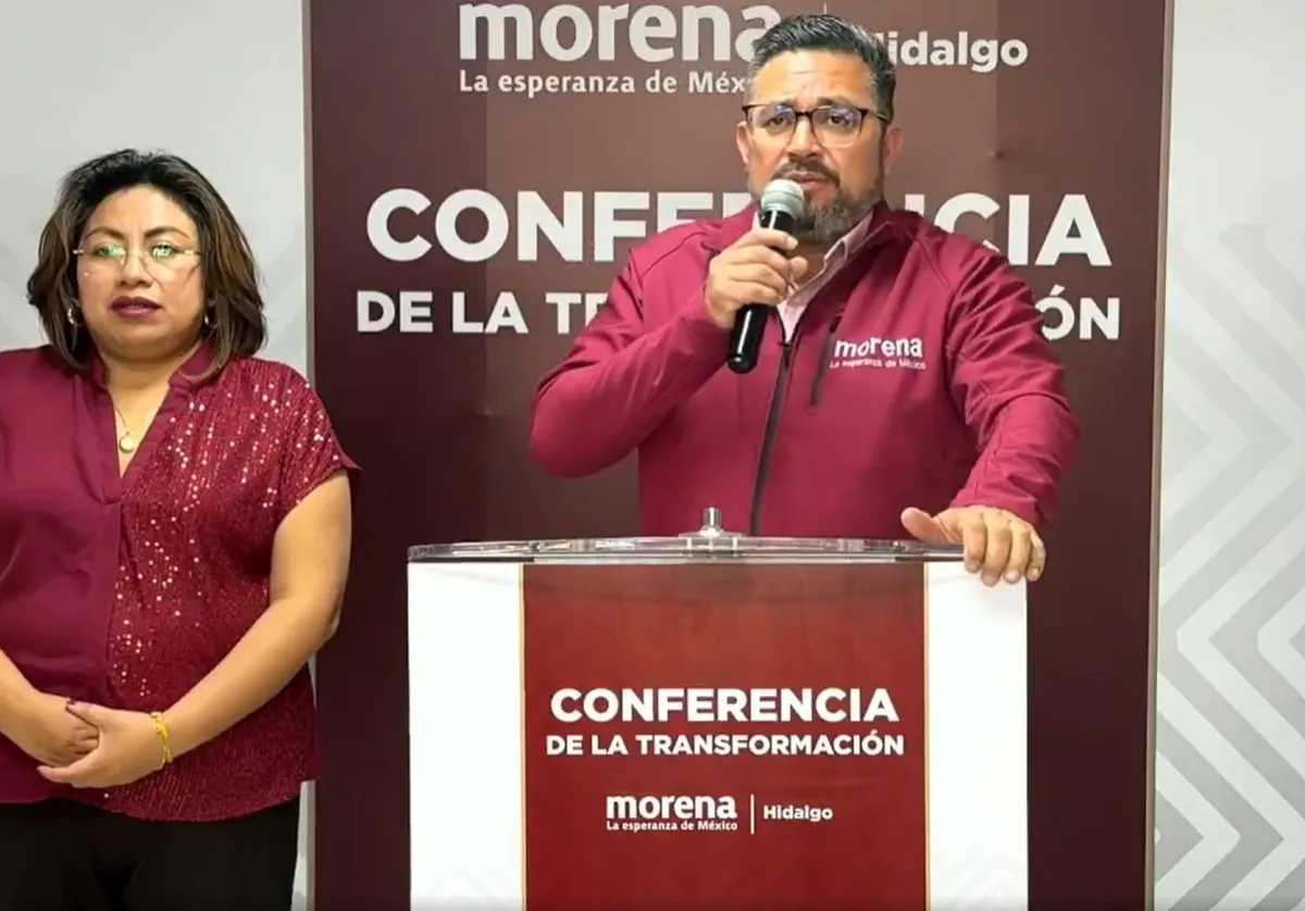 Marco Rico dirigente de Morena Hidalgo durante la Conferencia de la Transformación