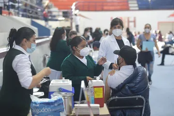 A partir del miércoles vacuna de refuerzo para mayores de 50 años en Pachuca