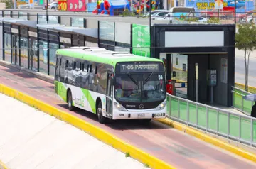 Fortalecen seguridad en el Sistema Tuzobús; contratan más policías