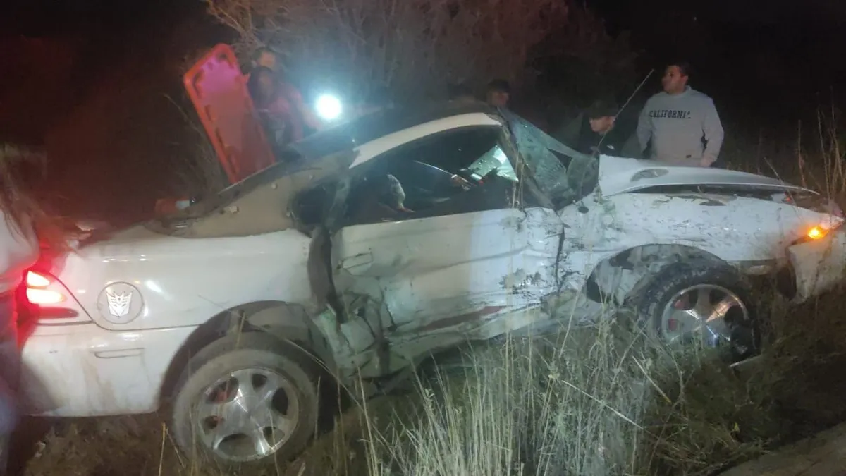 Tula: fuerte accidente automovilístico deja tres heridos