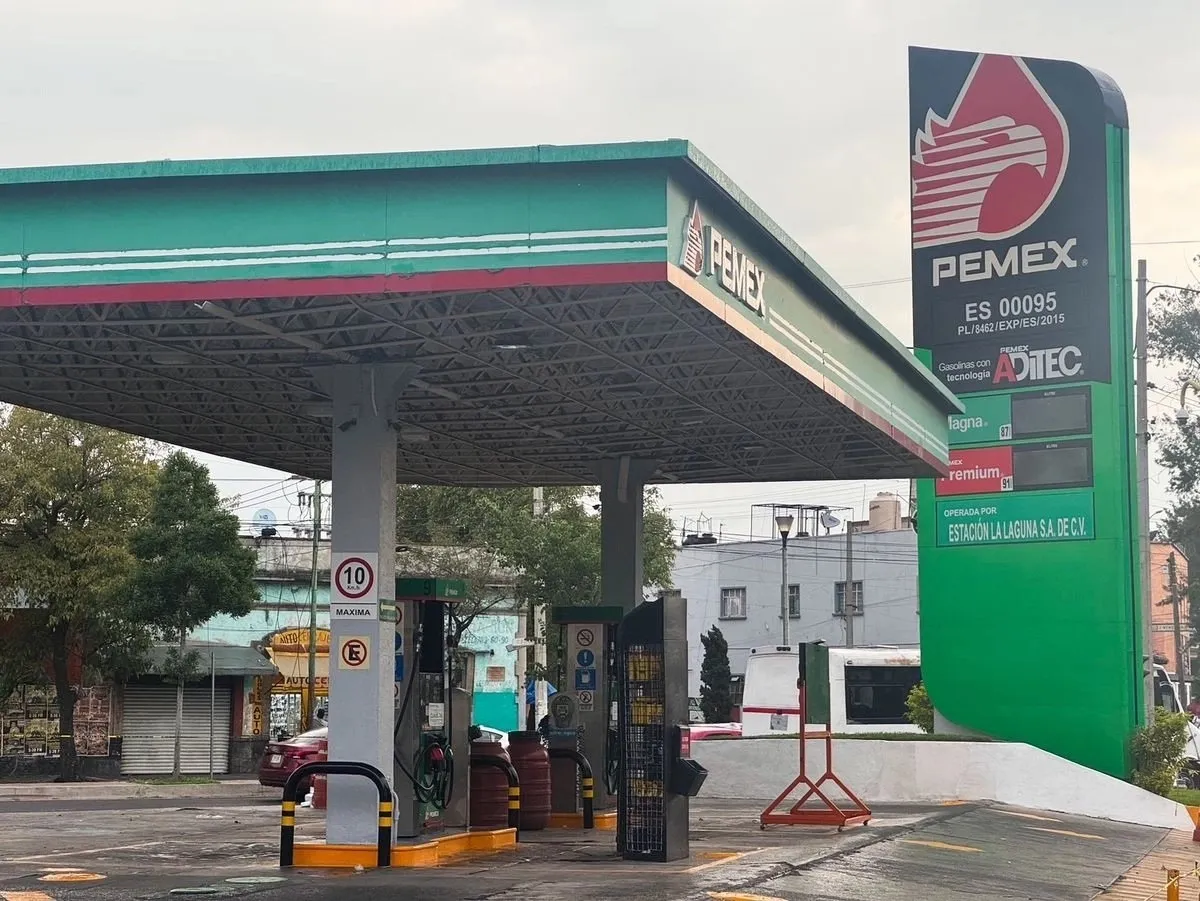 Gasolina no se encarecerá por ajustes al IEPS en 2026: Sener y Hacienda