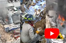 Bomberos recuperan el segundo cuerpo tras el derrumbe registrado en una bodega del Anillo Periférico.