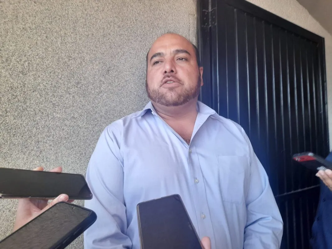 Aprueban suspender del cargo a presidente de Nopala