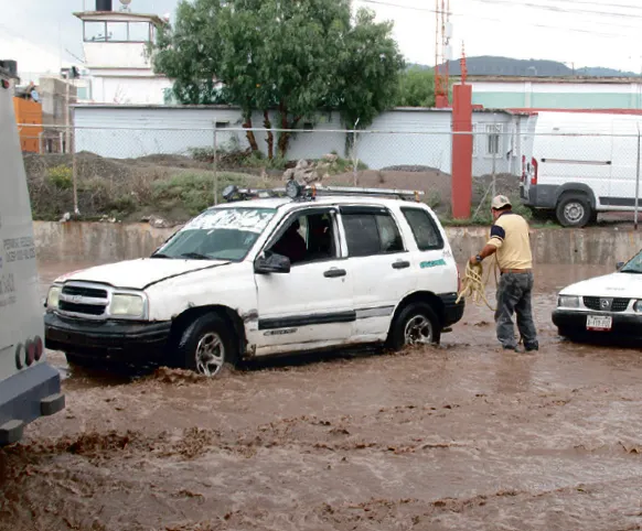 Hidalgo, entre incendios, fretes fríos y lluvias