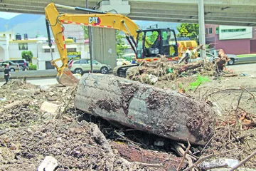 Limpian drenes de municipios afectados en Pachca y Mineral de la Reforma