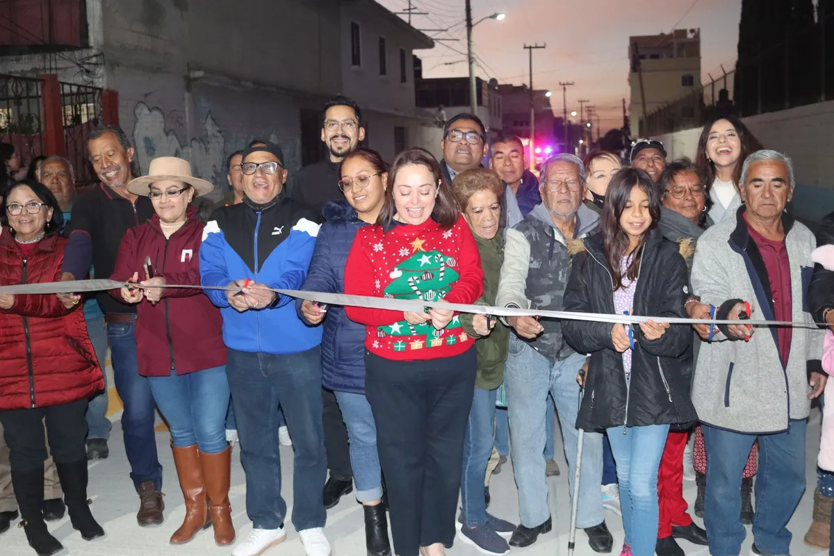 Tizayuca: inauguran obras de pavimentación en fraccionamiento