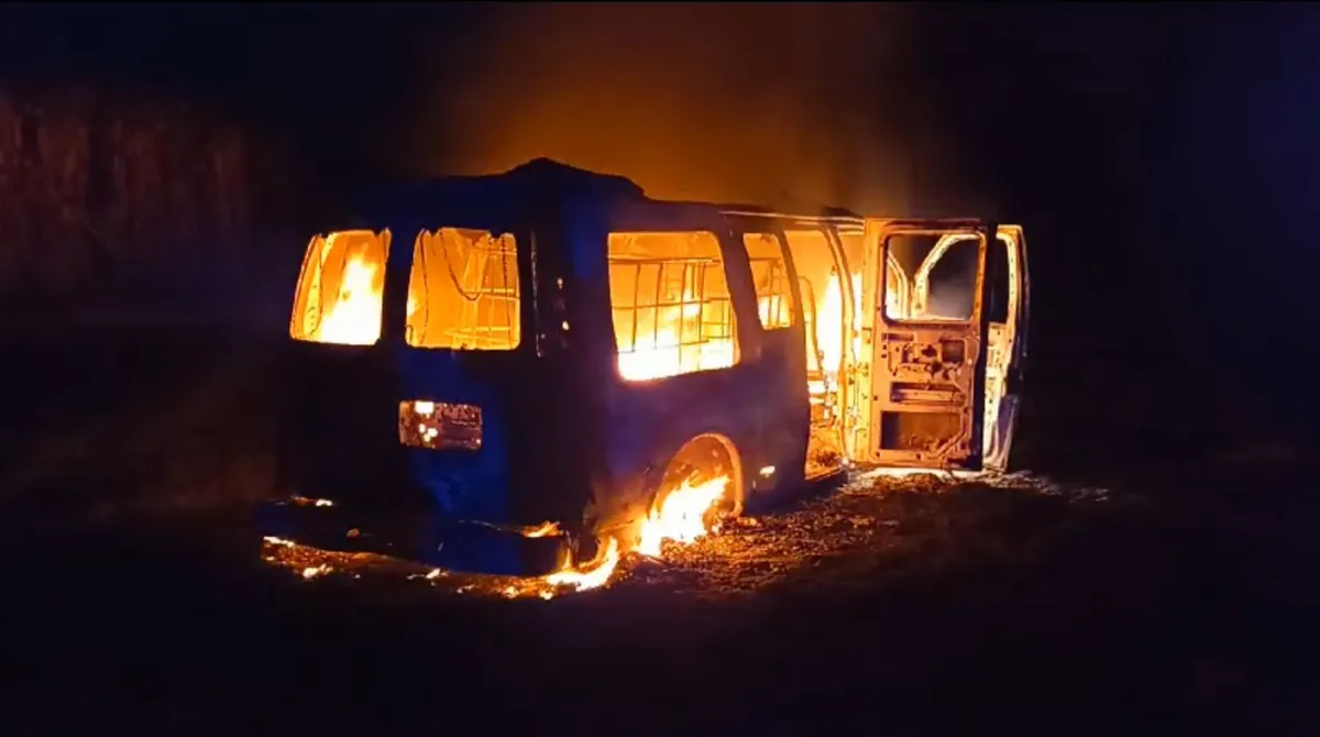 Tlahuelilpan: explota camioneta usada para transportar huachicol
