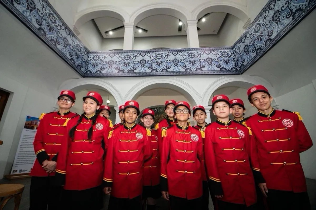 Tradición, música y suerte se unieron en el sorteo conmemorativo del centenario del cantautor.