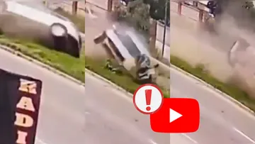 Volcadura de auto en la carretera Pachuca-Sahagún movilizó a cuerpos de emergencia a la altura del fraccionamiento San Fernando.