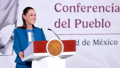 La presidenta Sheinbaum anunció medidas para evitar aumentos en la gasolina y el diésel en México.