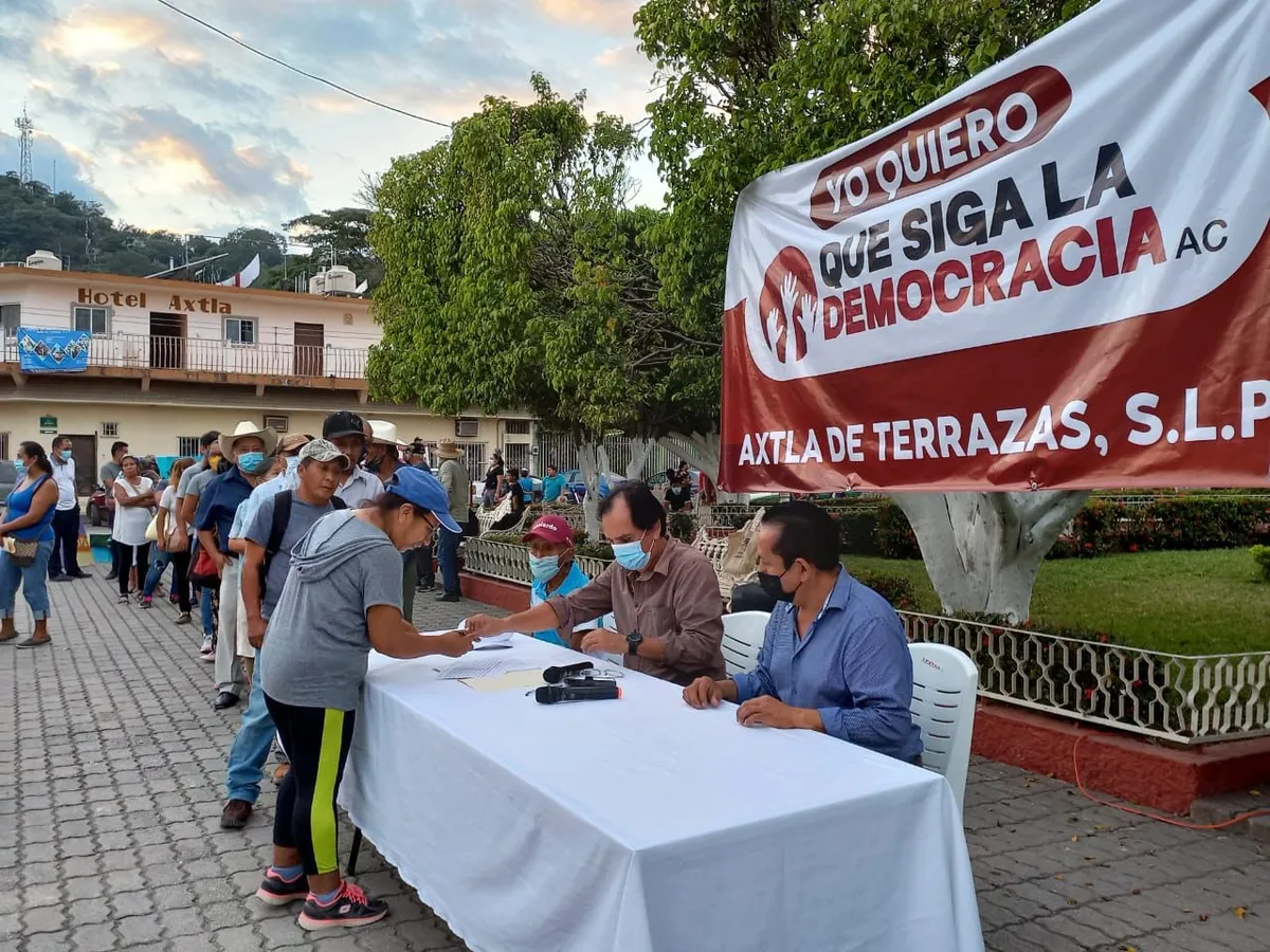 ‘Que Siga la Democracia’ pide al INE instalar ‘casillas ciudadanas’ para revocación