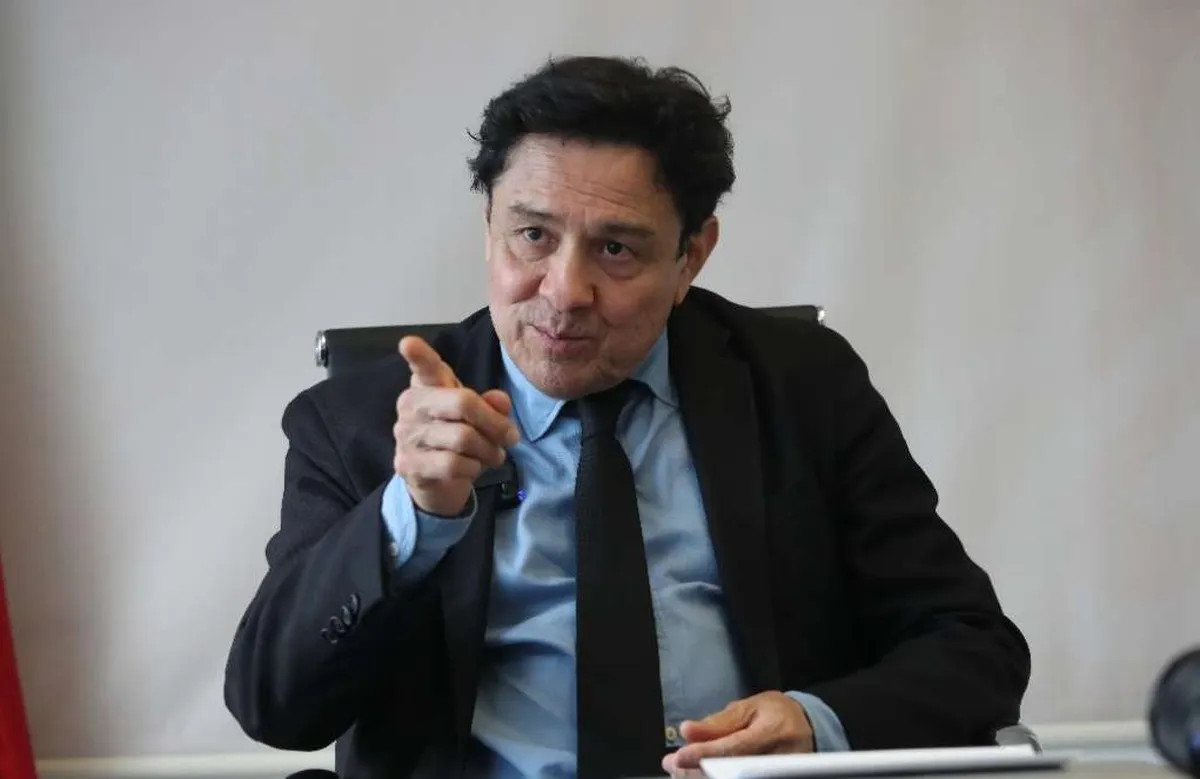 Faltan a institutos nacionales de salud 9 mil trabajadores