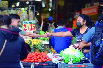 Limón y pollo, inician el años con precios al alza