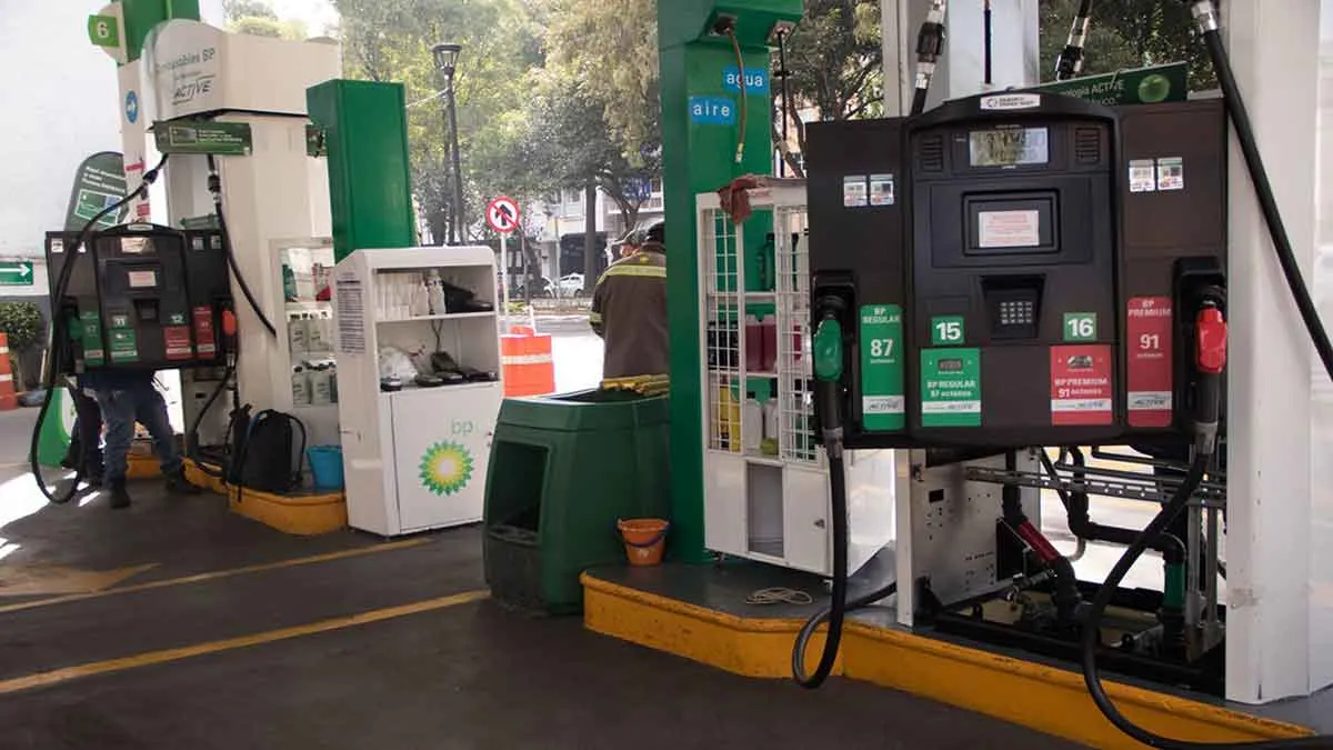 Gasolina regular se vende en 18.63 pesos el litro
