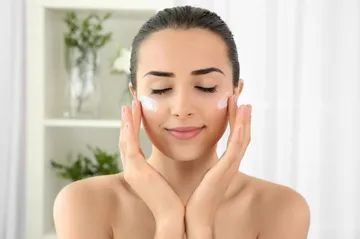 ¿Cual es la mejor crema aclarante y por menos de $100?