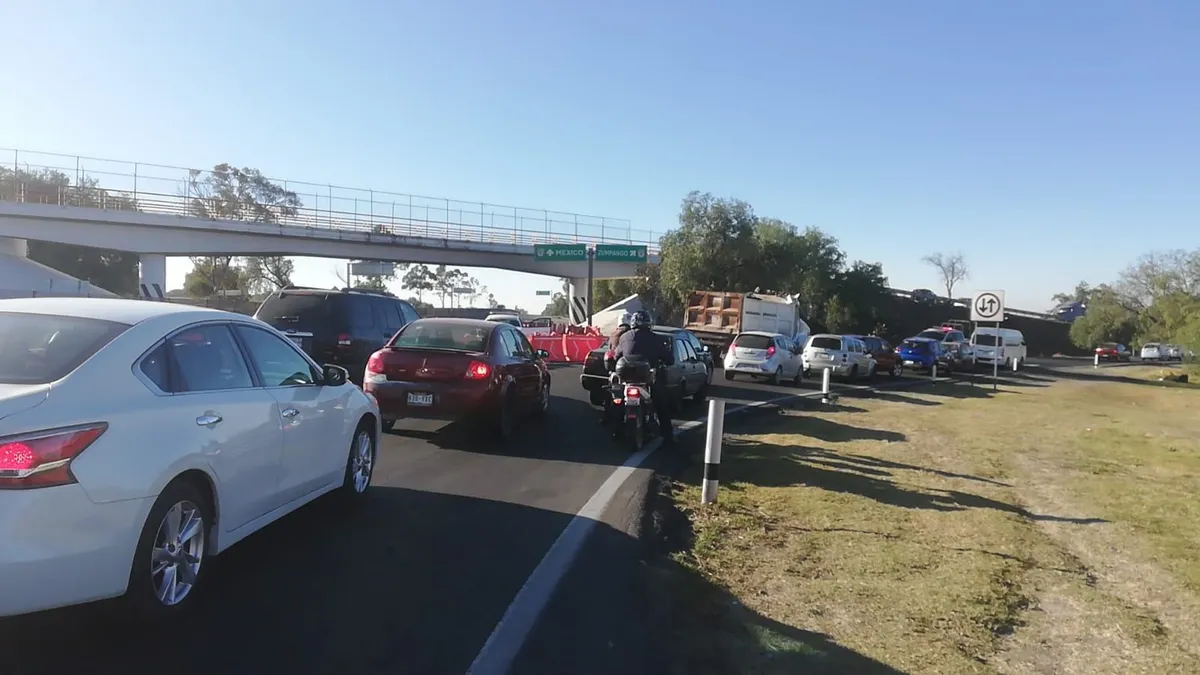 ¿Qué rutas alternas tomar por obras de la México-Pachuca?