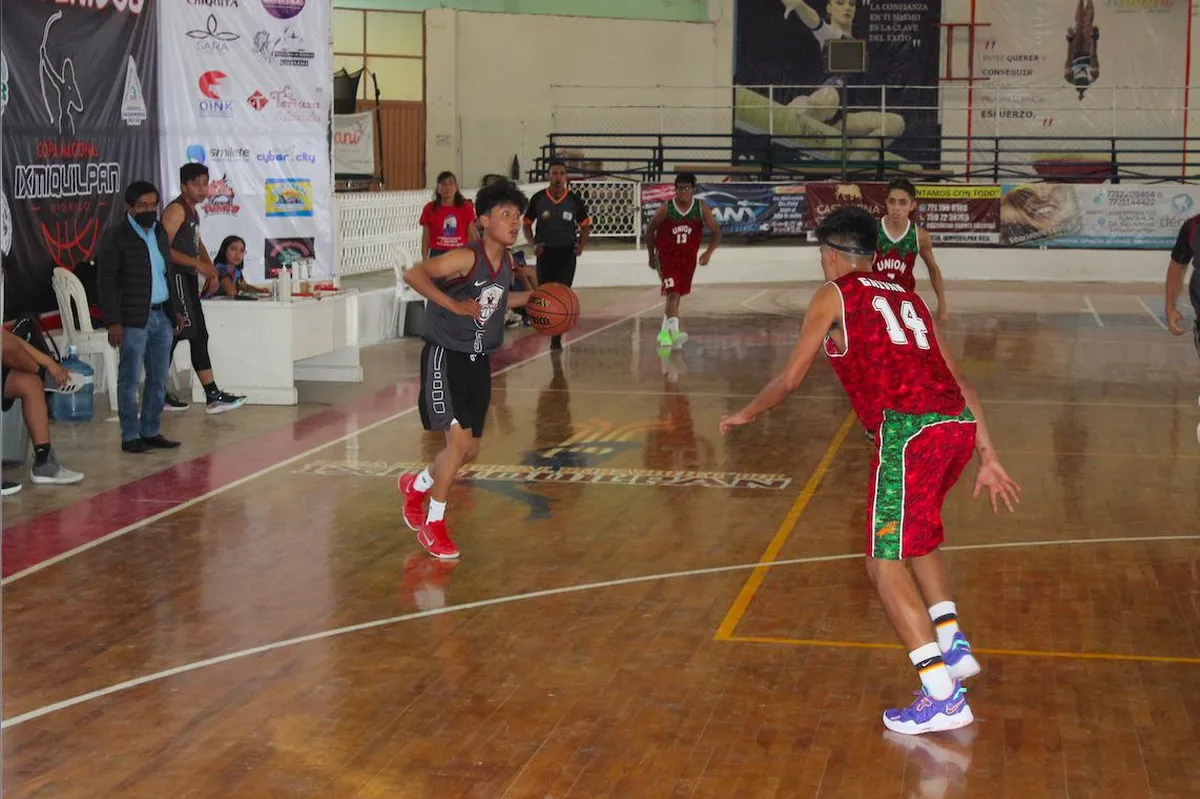 Gran apertura de la Copa Nacional de Básquetbol de Ixmiquilpan
