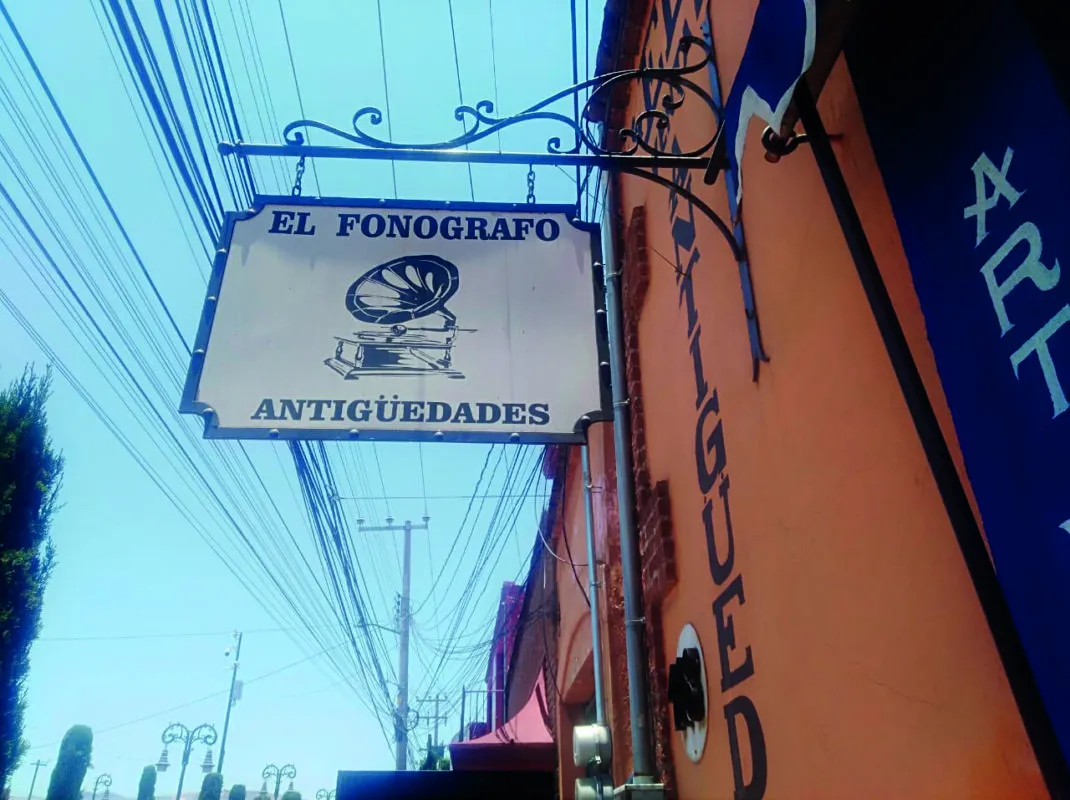 “Ahora todo es desechable”: coleccionista de antigüedades