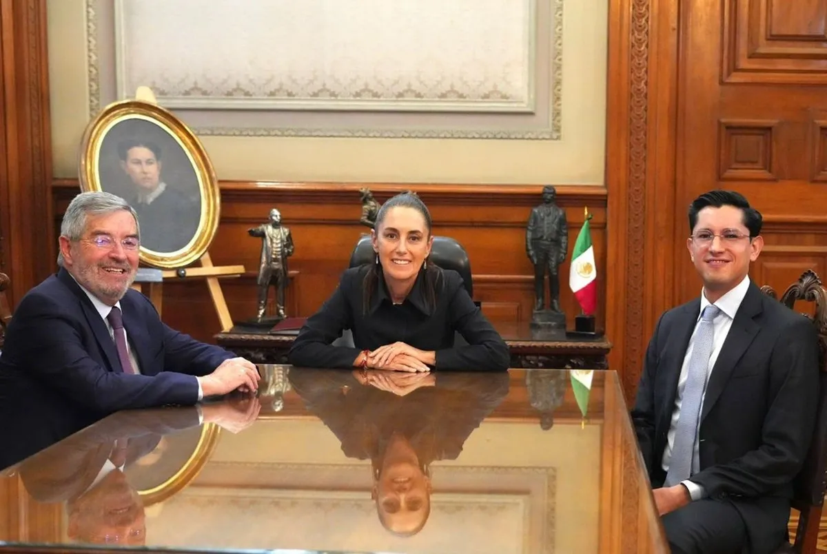 Tras salida de Juan Ramón de la Fuente, Sheinbaum propone a Velasco para la Cancillería