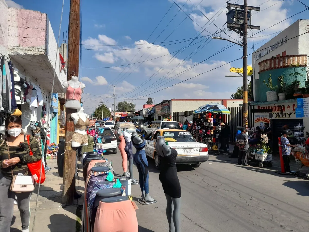 Reubican comercios ambulantes asentados en vía pública de Tizayuca