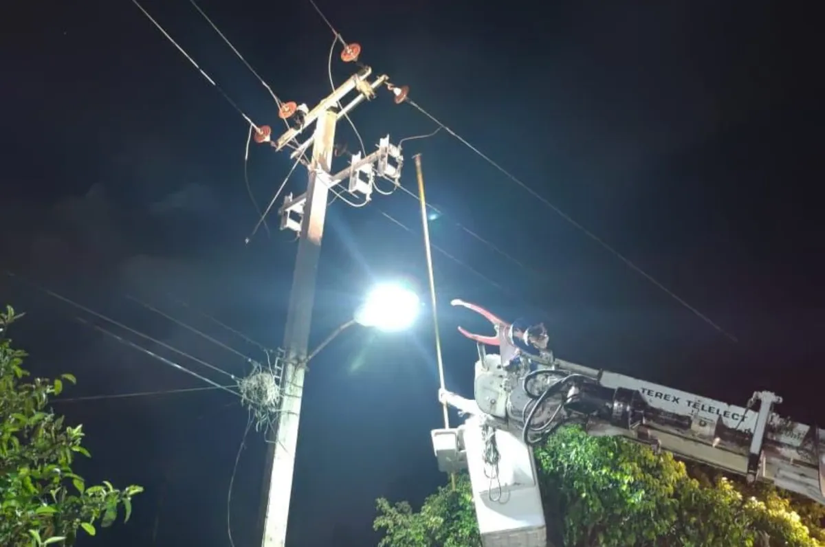 Al menos 120 mil usuarios afectados por falta de energía en Hidalgo