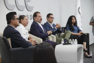 IP pide a candidatos regular licencias de funcionamiento