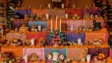 ¿Cuándo poner la ofrenda de Día de Muertos 2026? Conoce las fechas para recordar a mascotas, niños y adultos, y cuándo retirar el altar.