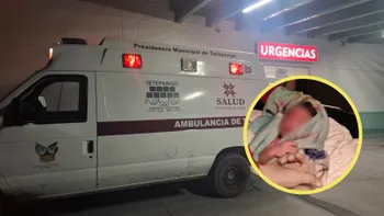 Paramédicos atienden parto en ambulancia