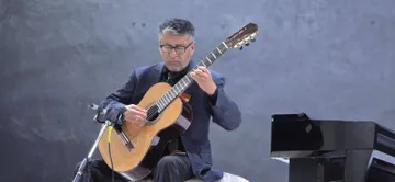 Maestro Leonardo Martín Candelaria, guitarrista clásico y promotor cultural de Hidalgo.