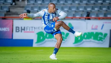 Salomón Rondón delantero del Club Pachuca