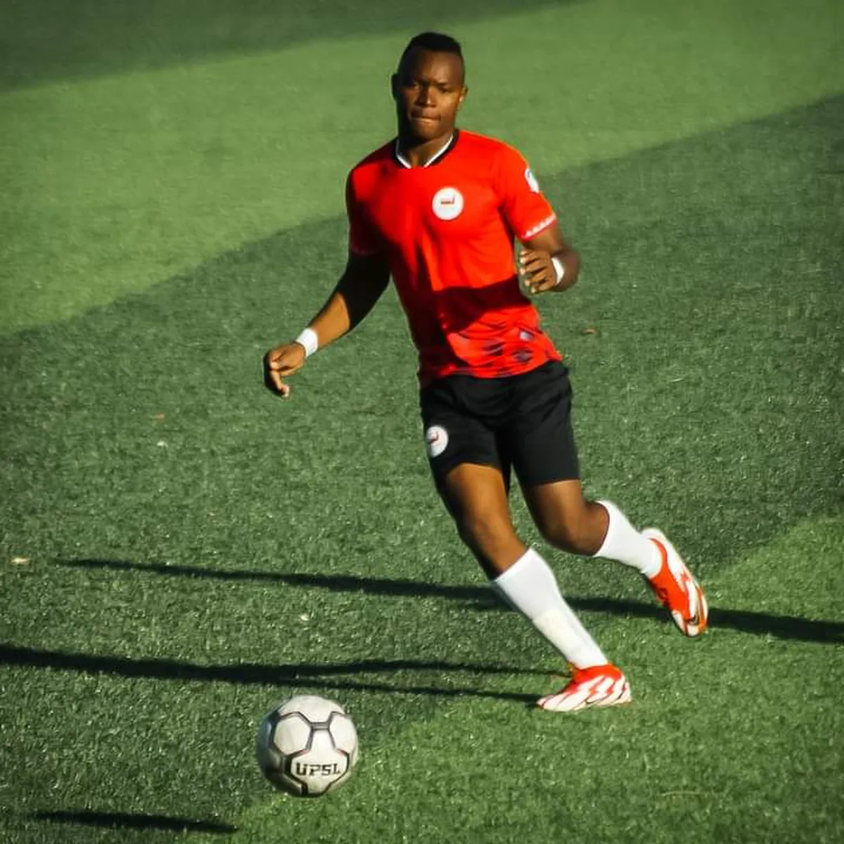 Altiplano FC lleva paso perfecto en la Premier League