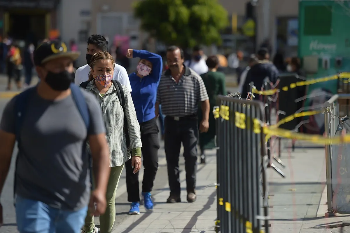 Hidalgo roza los 2 mil casos activos de Covid 19 con largas filas para pruebas