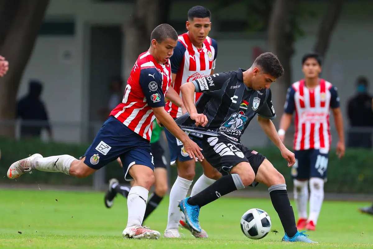 Tucitos sub 20 y 18 vencen a Chivas