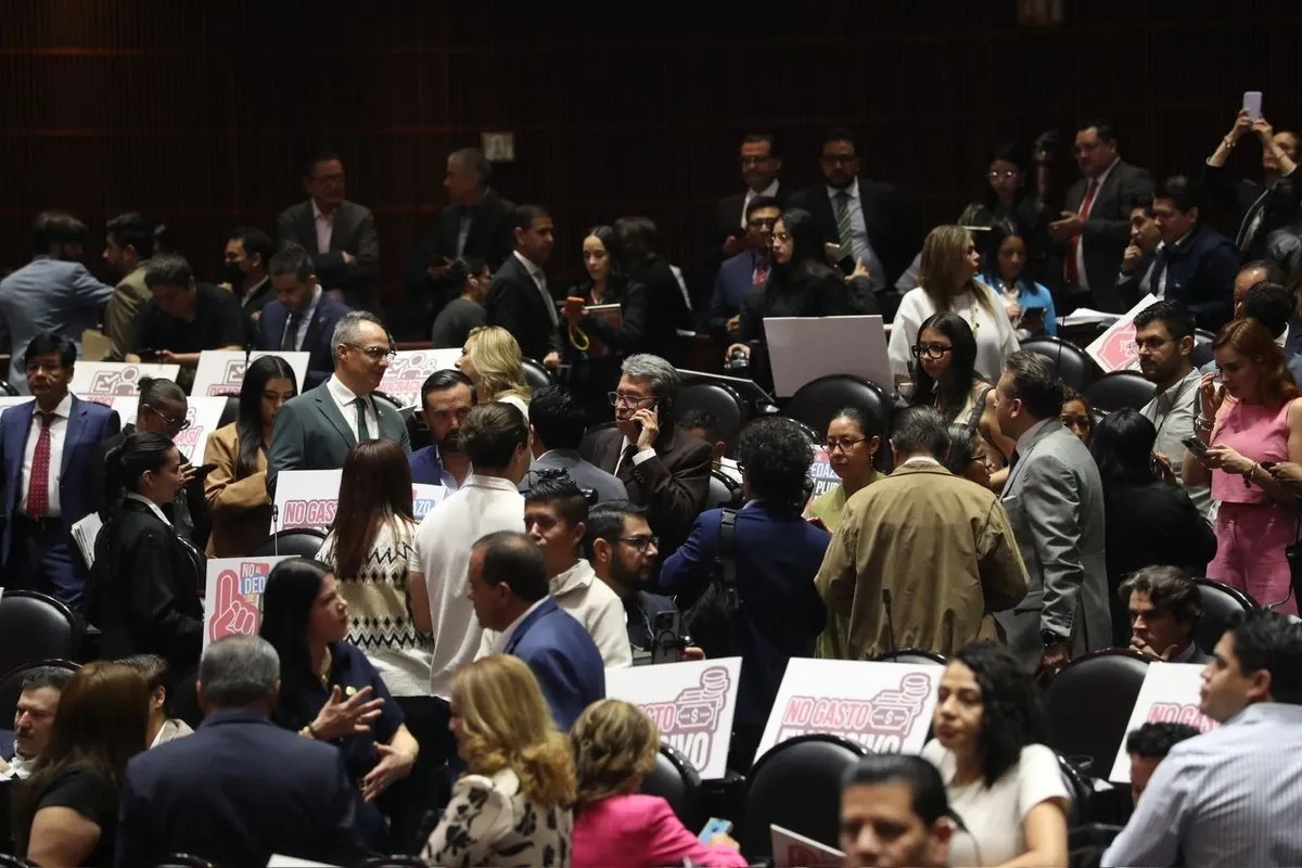 Rechazan reforma electoral de Sheinbaum en Diputados; Morena anuncia Plan B