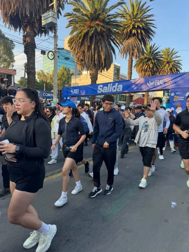 Carlos Castro y Catalina Juárez ganan carrera de la FUL 2026