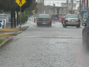 Activan alerta en Mineral de la Reforma por lluvias intensas