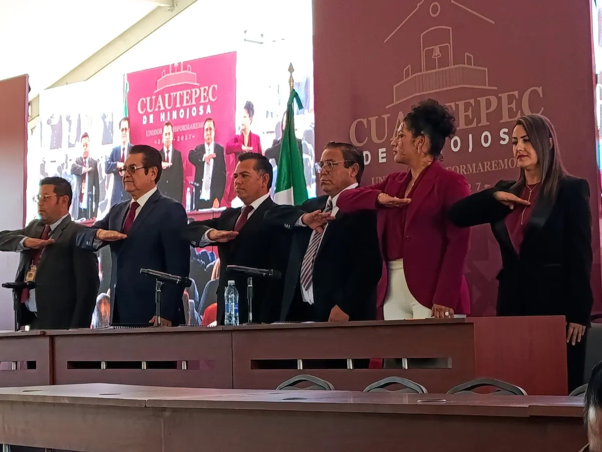 Jorge Araus toma protesta como alcalde de Cuautepec