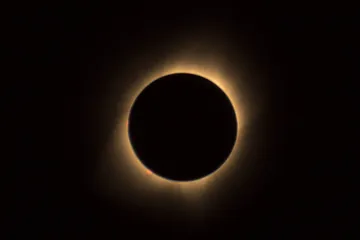 Eclipse solar 2024: recomendaciones para verlo de manera segura