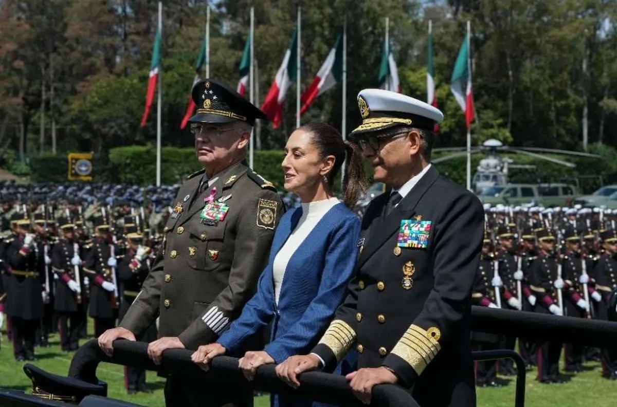 Fuerzas Armadas rinden honores plenos a Sheinbaum como Comandanta Suprema