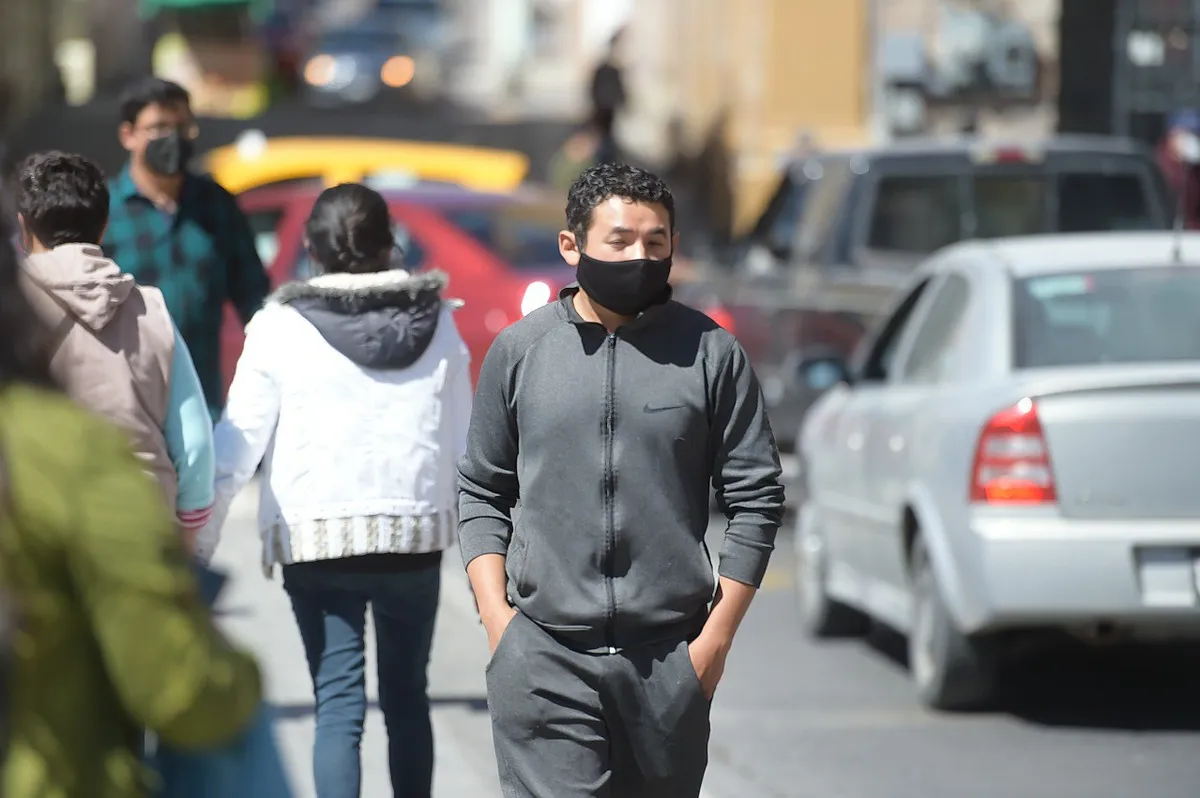 En Hidalgo cubrebocas obligatorio; aumentarán aforos en restaurantes, comercios, escuelas y transporte