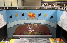 Murales y elementos gráficos en la renovada estación Universidad del Metro de la Ciudad de México.