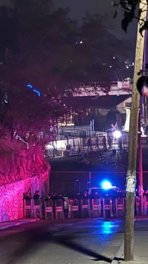 Toman planta cementera de Cruz Azul; se reportan disparos