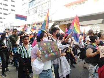 IMSS aprueba registro de parejas del mismo sexo en concubinato